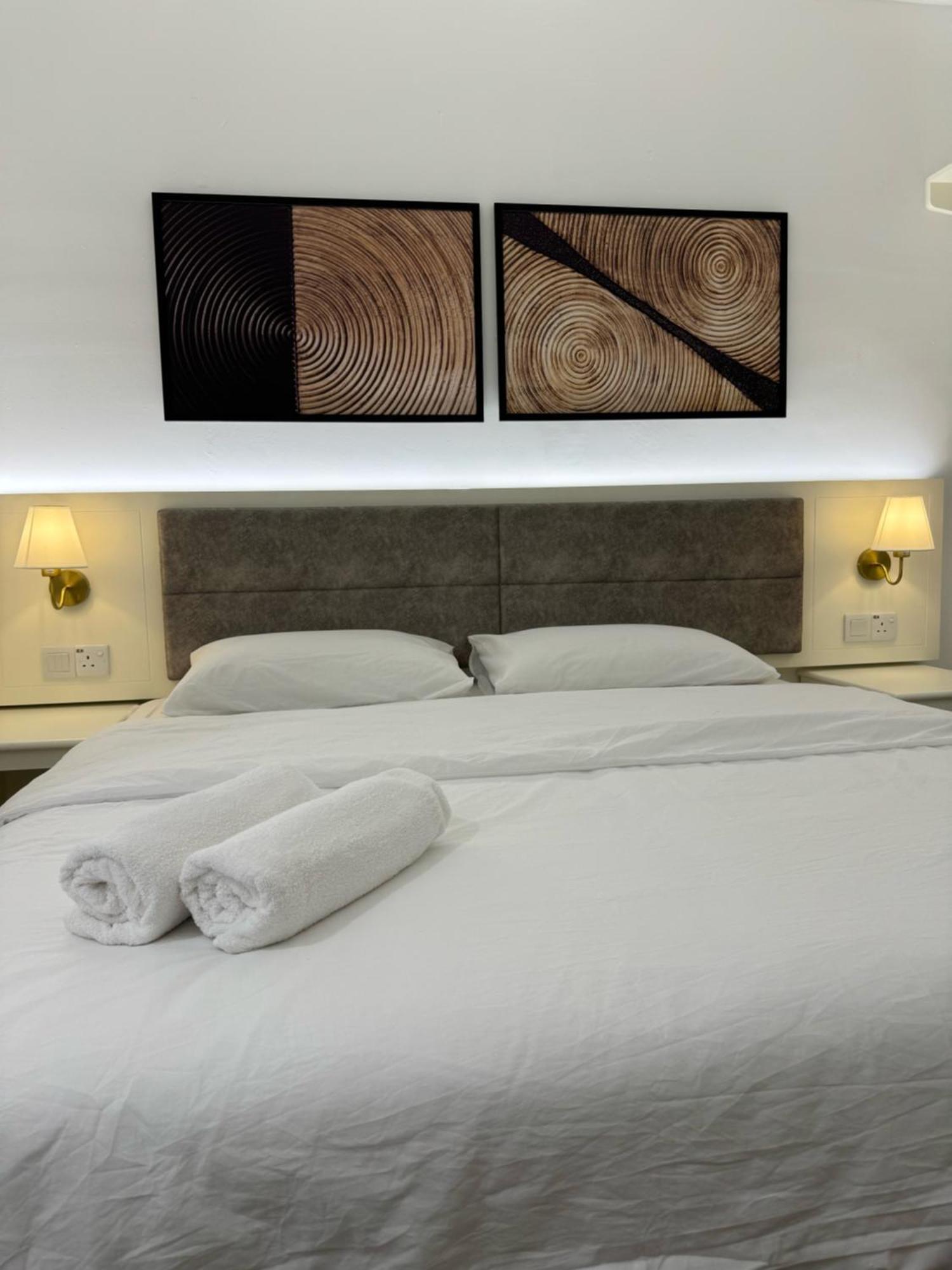 52 The Grace Hotel Muar Bagian luar foto