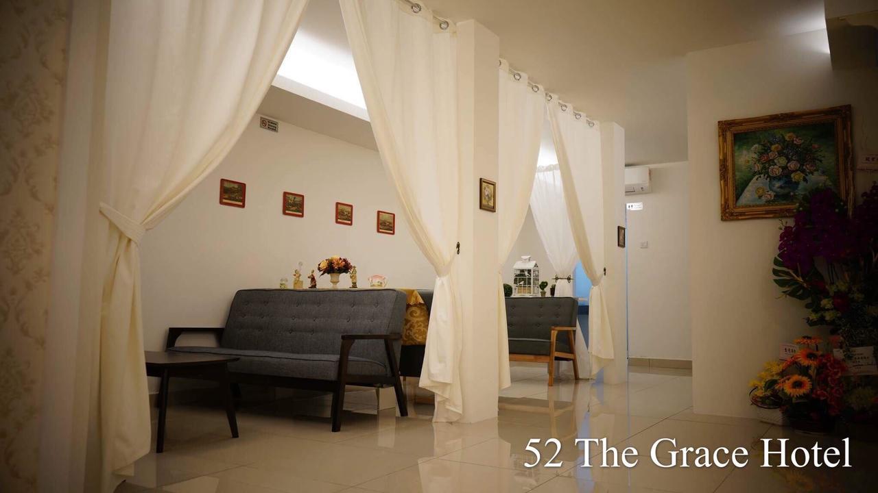52 The Grace Hotel Muar Bagian luar foto